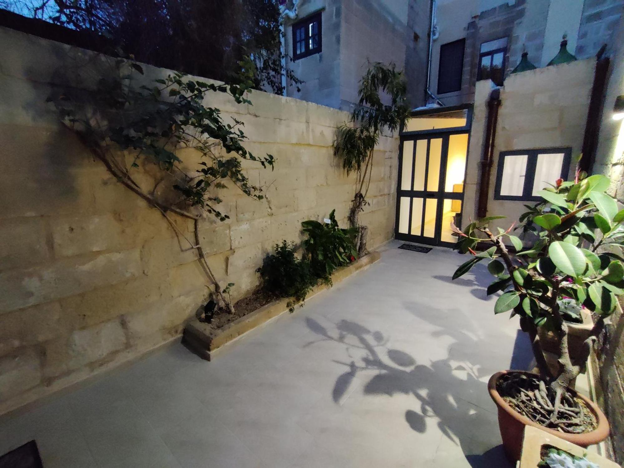 לוקה Peaceful Traditional Maltese Townhouse מראה חיצוני תמונה