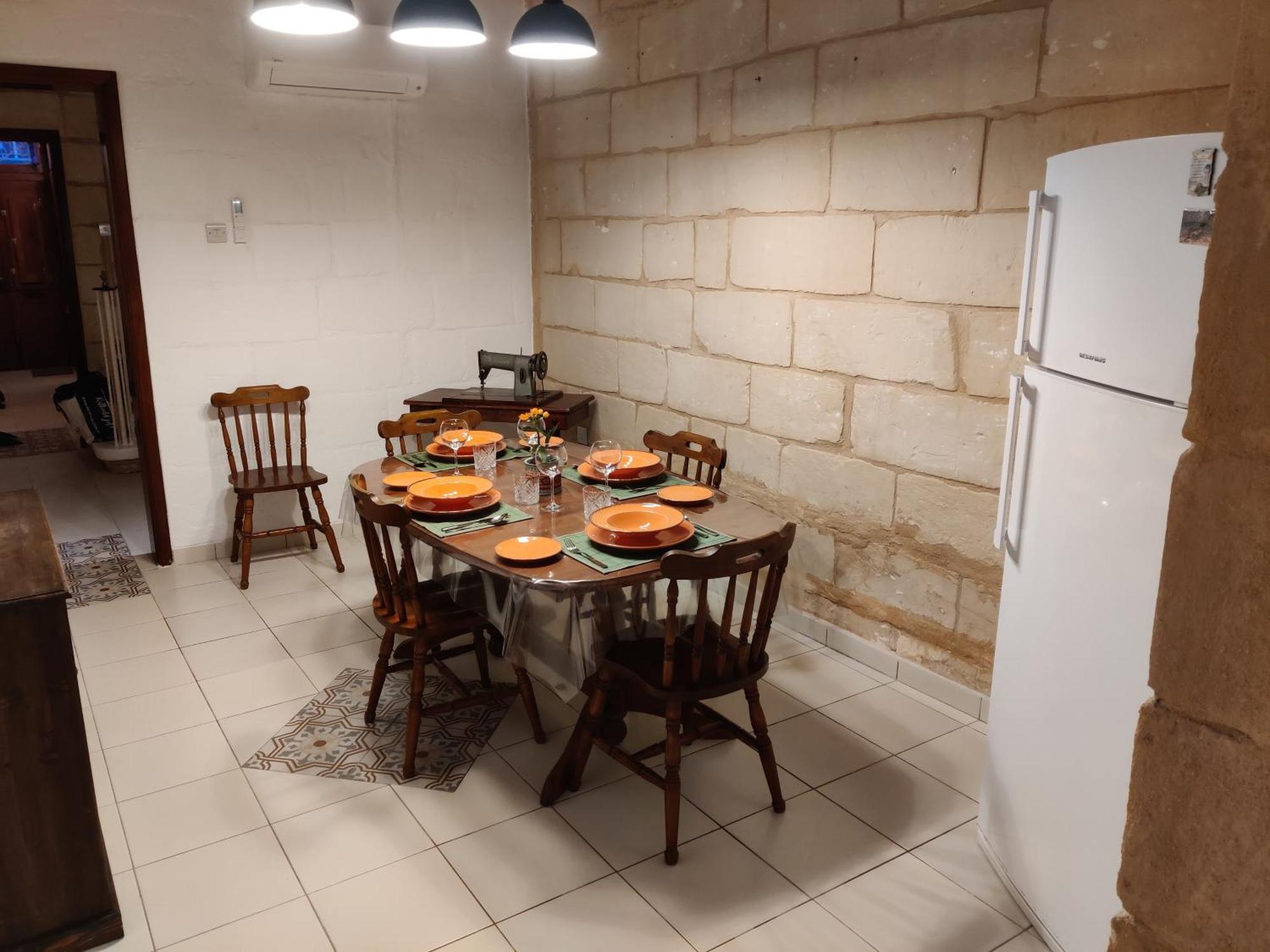 לוקה Peaceful Traditional Maltese Townhouse מראה חיצוני תמונה