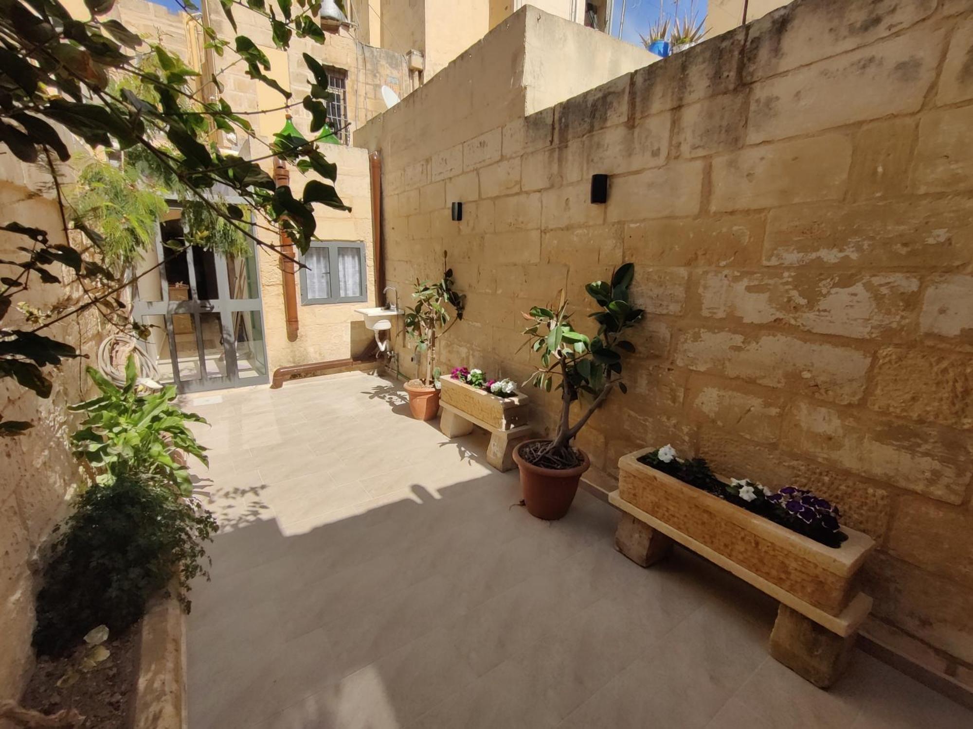 לוקה Peaceful Traditional Maltese Townhouse מראה חיצוני תמונה