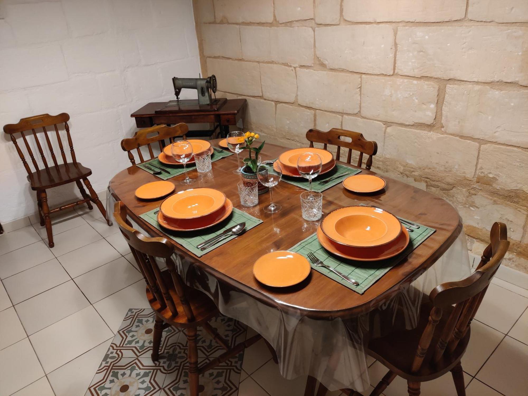 לוקה Peaceful Traditional Maltese Townhouse מראה חיצוני תמונה